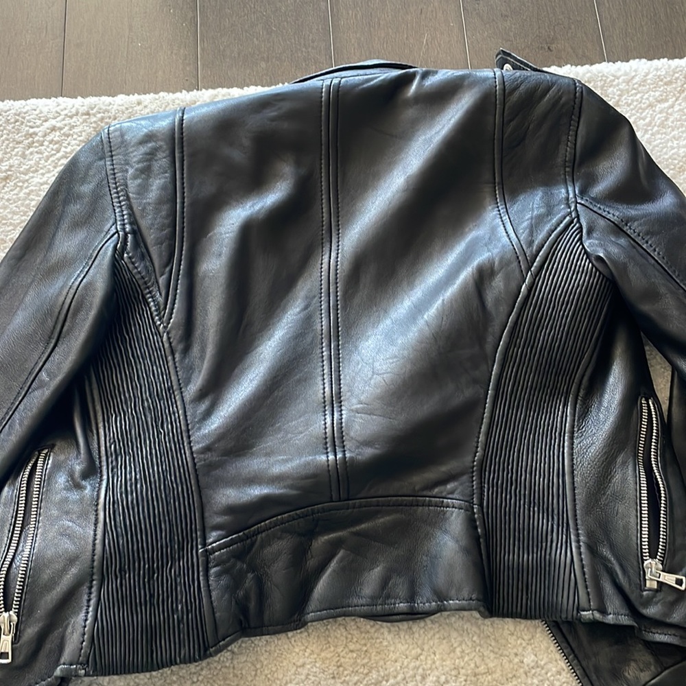 Leather jacket - Picture 5 of 5